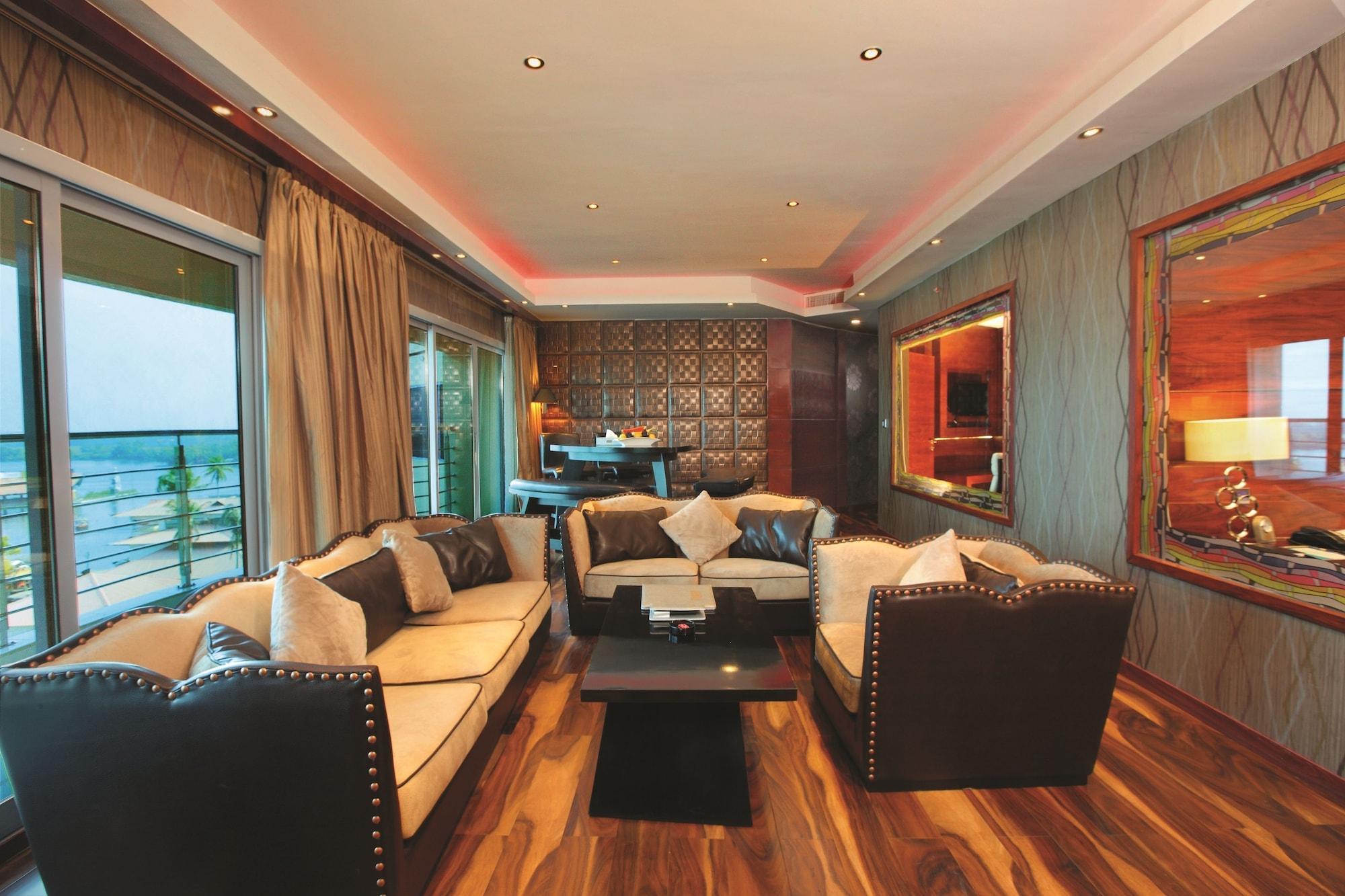 Ramada By Wyndham Alleppey Alappuzha Ngoại thất bức ảnh