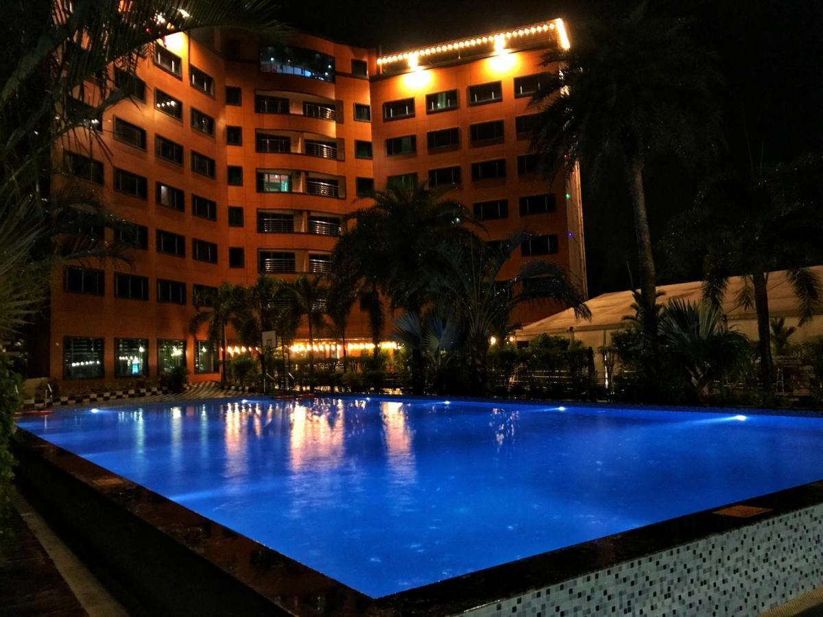 Ramada By Wyndham Alleppey Alappuzha Ngoại thất bức ảnh