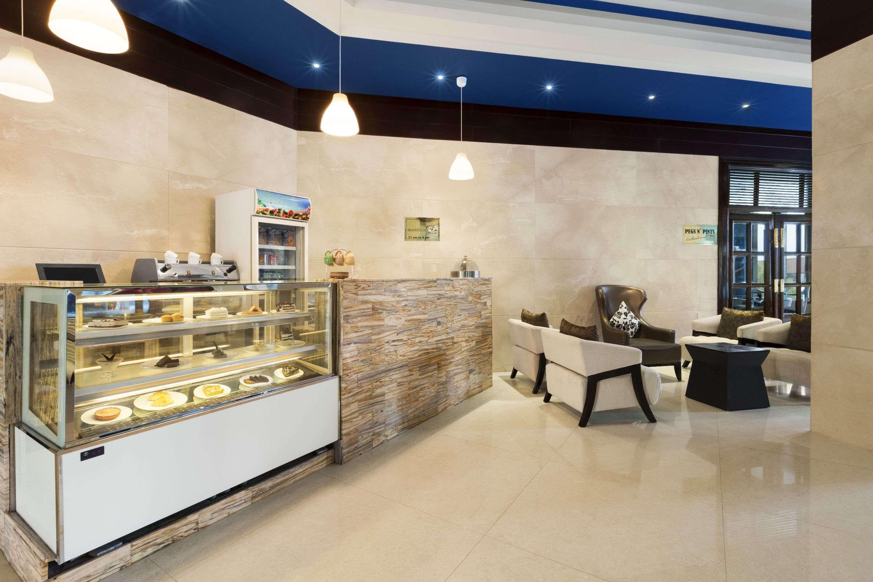 Ramada By Wyndham Alleppey Alappuzha Ngoại thất bức ảnh