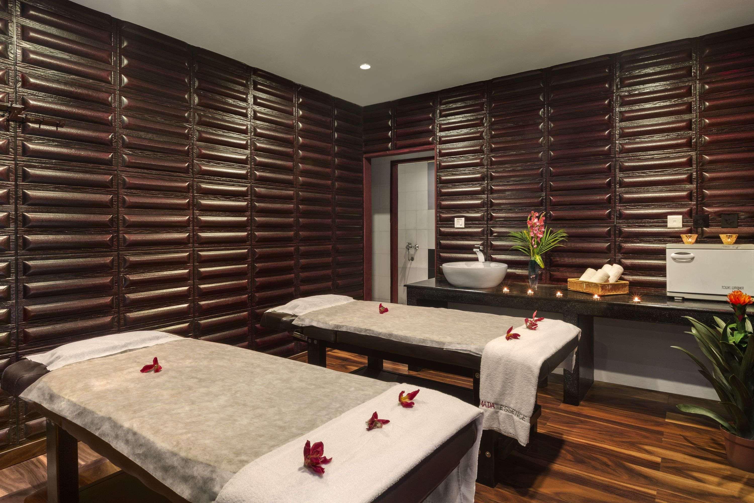Ramada By Wyndham Alleppey Alappuzha Ngoại thất bức ảnh