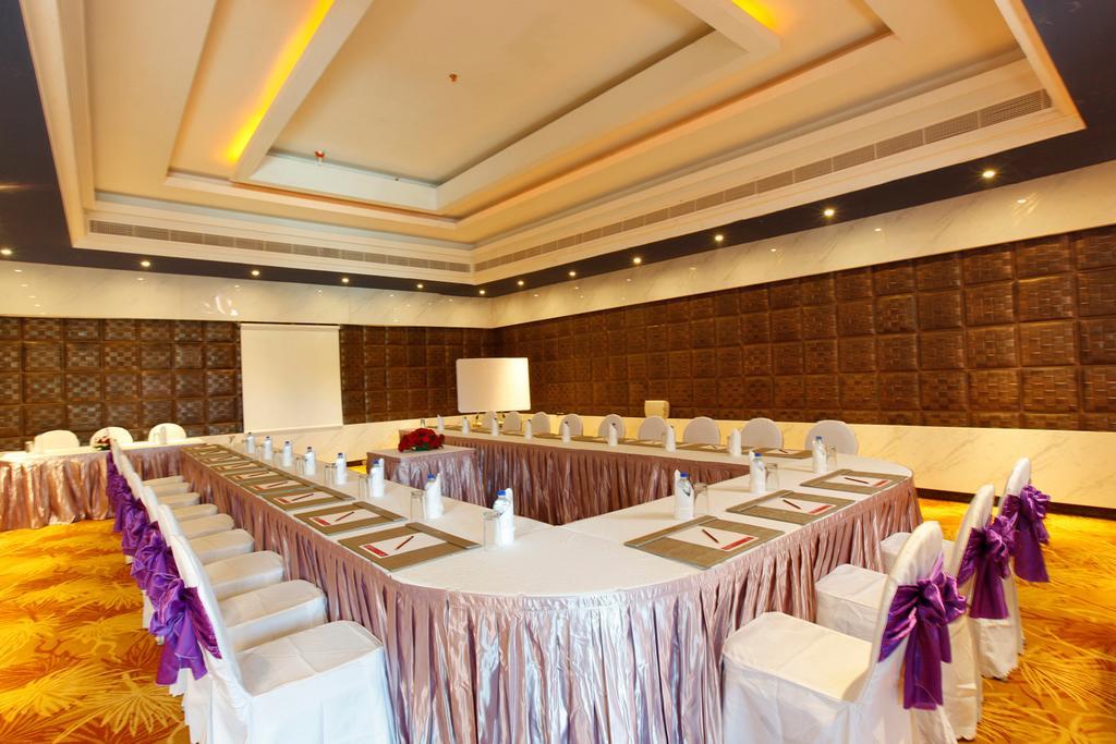 Ramada By Wyndham Alleppey Alappuzha Ngoại thất bức ảnh