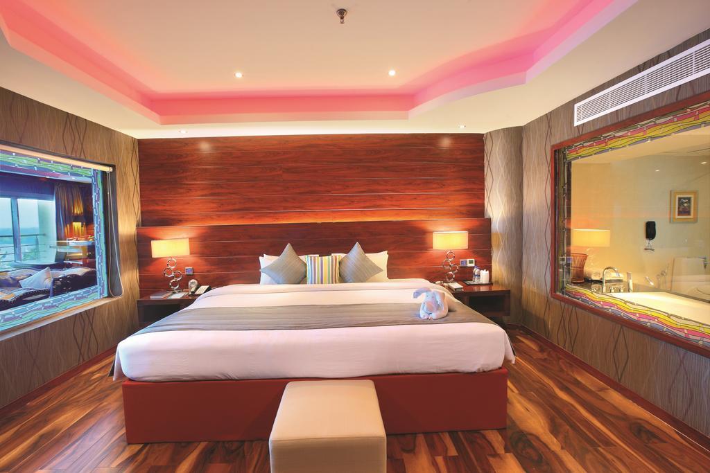 Ramada By Wyndham Alleppey Alappuzha Ngoại thất bức ảnh